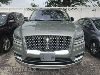 2019 Lincoln Navigator Reserve - miniatura 2