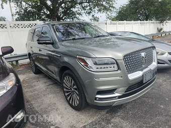 2019 Lincoln Navigator Reserve - miniatura 3