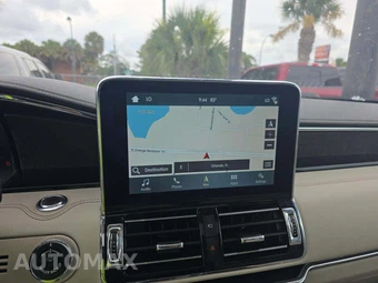 2019 Lincoln Navigator Reserve – miniatura 10