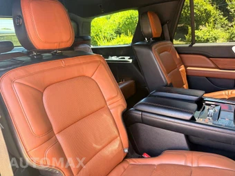 2019 Lincoln Navigator Reserve - miniatura 14