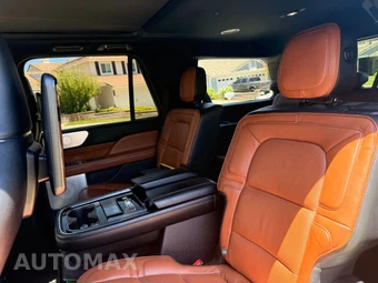 2019 Lincoln Navigator Reserve - miniatura 16