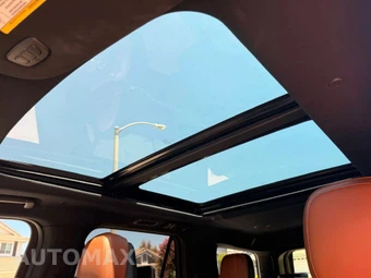 2019 Lincoln Navigator Reserve - miniatura 20