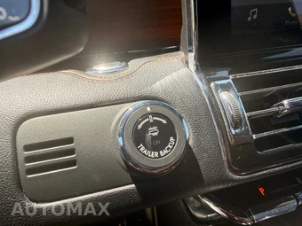 2019 Lincoln Navigator Reserve - miniatura 23