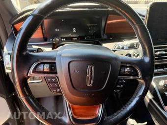 2019 Lincoln Navigator Reserve - miniatura 28