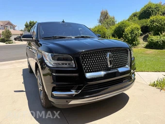 2019 Lincoln Navigator Reserve - miniatura 3