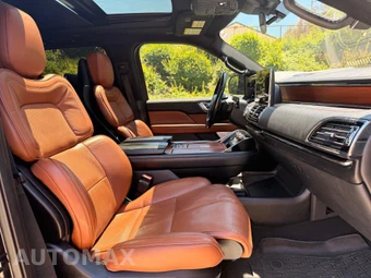 2019 Lincoln Navigator Reserve - miniatura 9