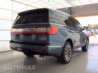 2019 Lincoln Navigator Select – miniatura 4