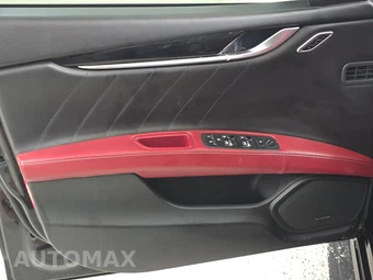 2019 Maserati Ghibli GranSport - miniatura 9