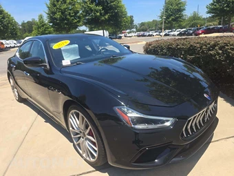 2019 Maserati Ghibli S GranSport – miniatura 4