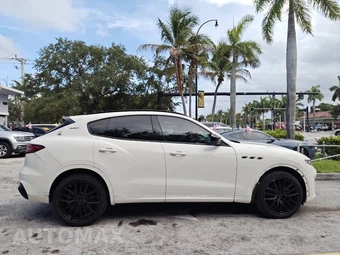 2019 Maserati Levante GranSport - miniatura 13