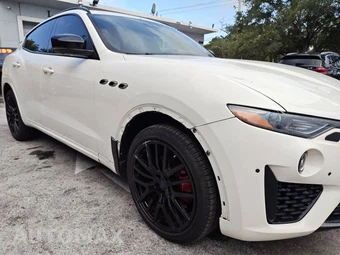 2019 Maserati Levante GranSport - miniatura 17