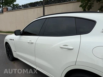 2019 Maserati Levante S GranSport - miniatura 17