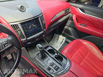 2019 Maserati Levante S GranSport - miniatura 10