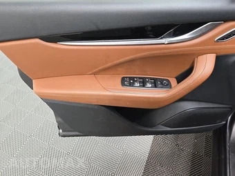 2019 Maserati Levante S – miniatura 9