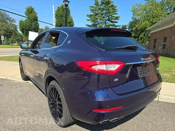 2019 Maserati Levante - miniatura 2
