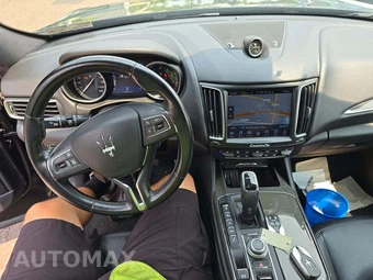 2019 Maserati Levante – miniatura 10
