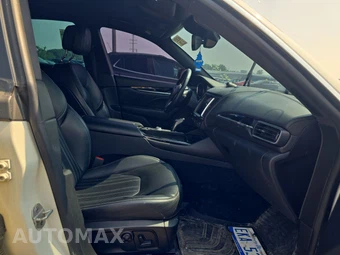 2019 Maserati Levante – miniatura 10