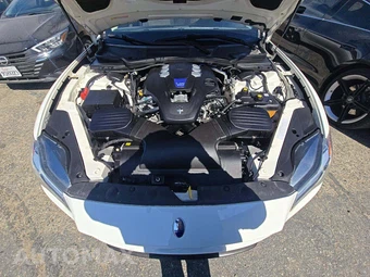 2019 Maserati Quattroporte S – miniatura 25