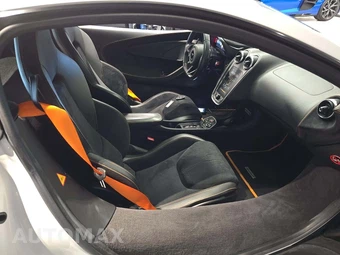 2019 McLaren 570S Coupe – miniatura 16