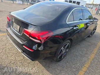 2019 Mercedes-Benz A 220 4MATIC - miniatura 4