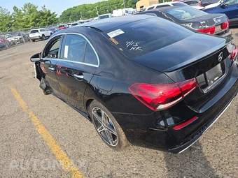 2019 Mercedes-Benz A 220 4MATIC - miniatura 6