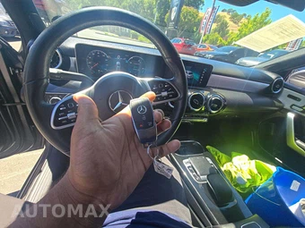2019 Mercedes-Benz A 220 4MATIC - miniatura 8