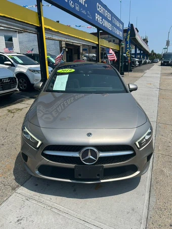 2019 Mercedes-Benz A 220 4MATIC - miniatura 11