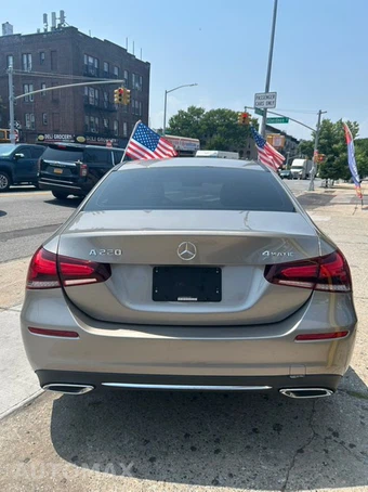 2019 Mercedes-Benz A 220 4MATIC - miniatura 17