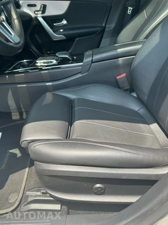 2019 Mercedes-Benz A 220 4MATIC - miniatura 28