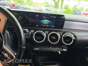 2019 Mercedes-Benz A 220 4MATIC – miniatura 10