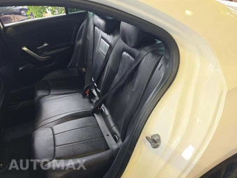 2019 Mercedes-Benz A 220 4MATIC – miniatura 13