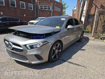 2019 Mercedes-Benz A 220 4MATIC