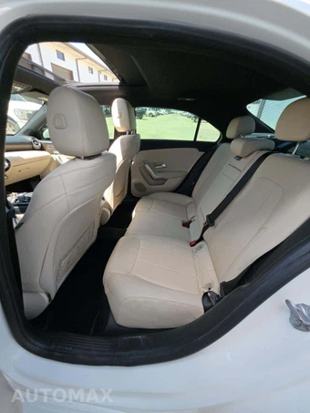 2019 Mercedes-Benz A 220 - miniatura 13