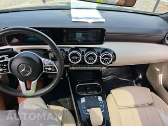 2019 Mercedes-Benz A 220 – miniatura 10
