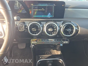 2019 Mercedes-Benz A 220 – miniatura 11