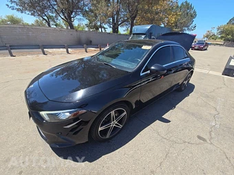 2019 Mercedes-Benz A 220