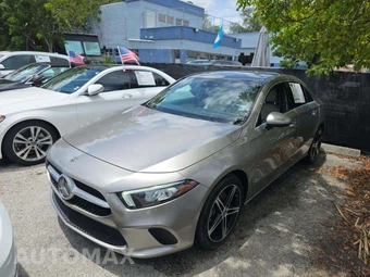 2019 Mercedes-Benz A 220