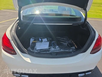 2019 Mercedes-Benz AMG C 63 Sedan – miniatura 18