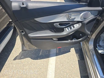 2019 Mercedes-Benz AMG C 63 Sedan - miniatura 9