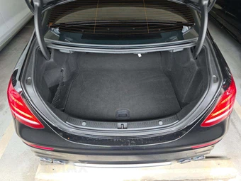2019 Mercedes-Benz AMG E 53 4MATIC Sedan - miniatura 14