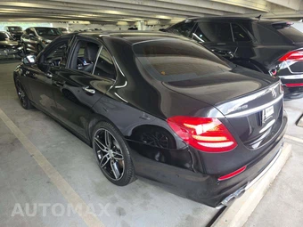 2019 Mercedes-Benz AMG E 53 4MATIC Sedan - miniatura 2