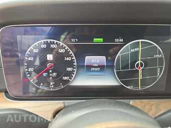2019 Mercedes-Benz AMG E 53 4MATIC Sedan - miniatura 9