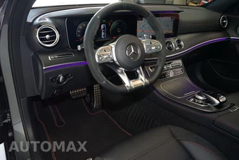 2019 Mercedes-Benz AMG E 53 4MATIC Sedan - miniatura 2
