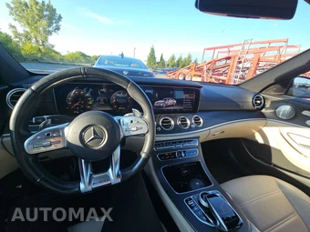 2019 Mercedes-Benz AMG E 53 4MATIC Sedan - miniatura 11