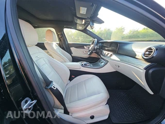 2019 Mercedes-Benz AMG E 53 4MATIC Sedan - miniatura 8