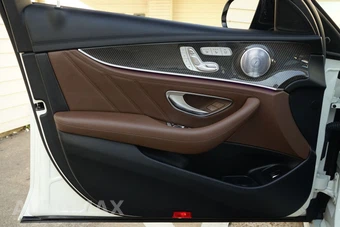 2019 Mercedes-Benz AMG E 63 S 4MATIC Sedan - miniatura 25