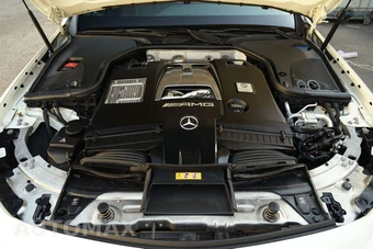 2019 Mercedes-Benz AMG E 63 S 4MATIC Sedan - miniatura 31