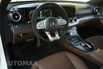 2019 Mercedes-Benz AMG E 63 S 4MATIC Sedan - miniatura 9