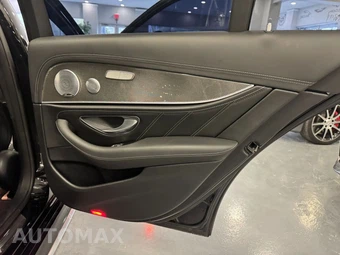 2019 Mercedes-Benz AMG E 63 S 4MATIC Sedan - miniatura 17