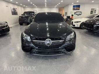 2019 Mercedes-Benz AMG E 63 S 4MATIC Sedan - miniatura 2